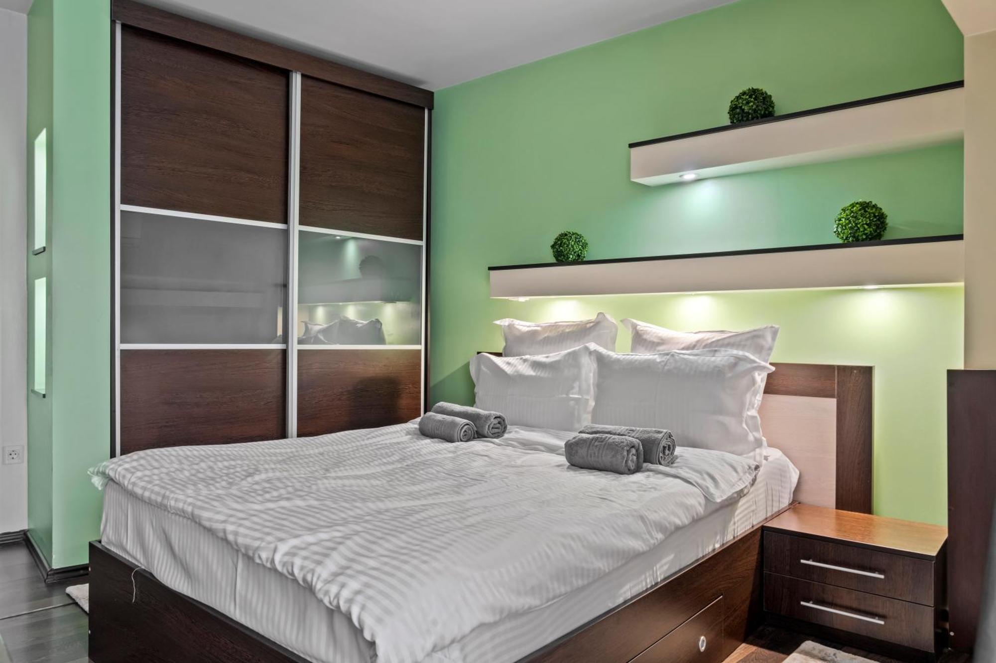 4 Rooms Unirii 47 Bukarest Eksteriør billede